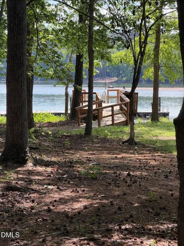 302 Millingport Lane, New London, NC 28127
