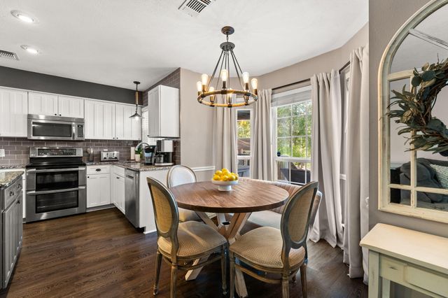 110 Rodney Drive, Freeport, FL 32439