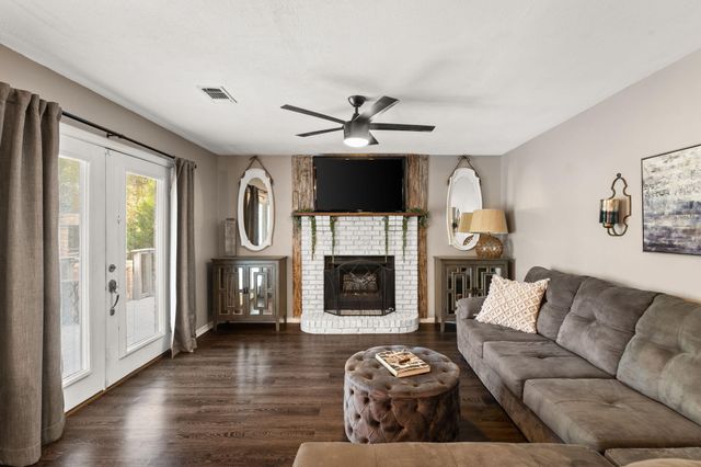 110 Rodney Drive, Freeport, FL 32439