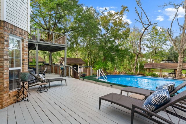 110 Rodney Drive, Freeport, FL 32439