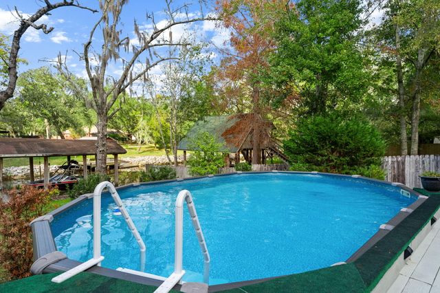 110 Rodney Drive, Freeport, FL 32439