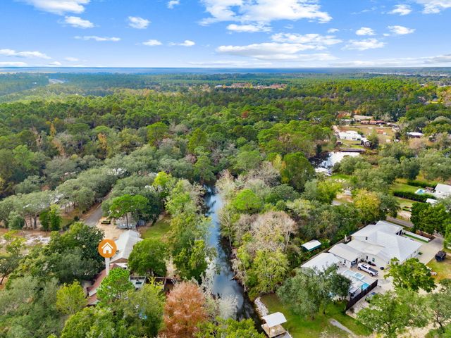 110 Rodney Drive, Freeport, FL 32439