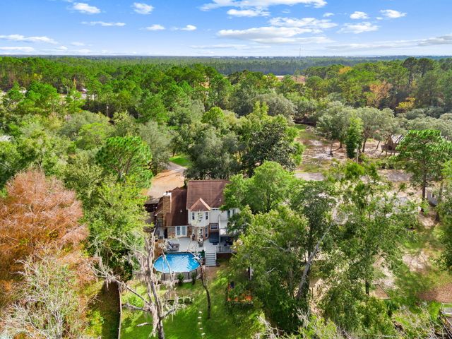 110 Rodney Drive, Freeport, FL 32439