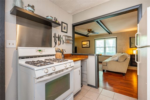 404 Titus Avenue, Des Moines, IA 50315