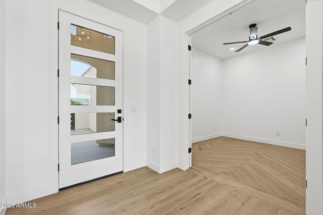 10246 E MCLELLAN Road, Mesa, AZ 85207