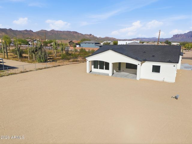 10246 E MCLELLAN Road, Mesa, AZ 85207