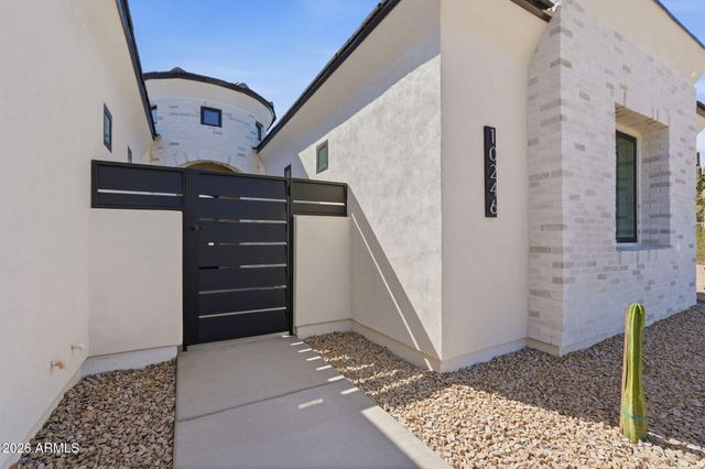 10246 E MCLELLAN Road, Mesa, AZ 85207