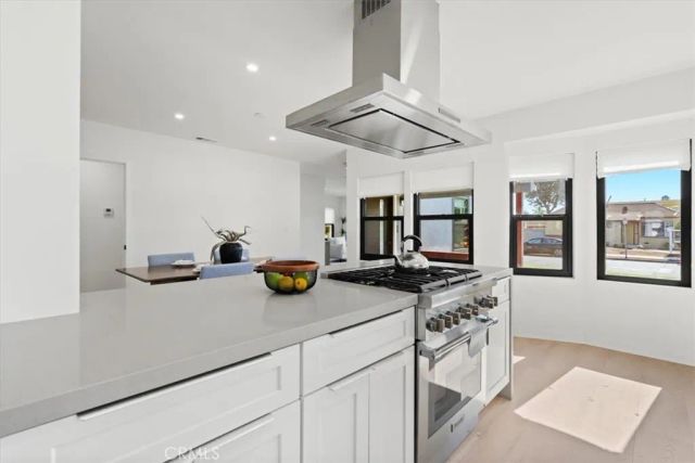 3893 Cherrywood, Los Angeles, CA 90008