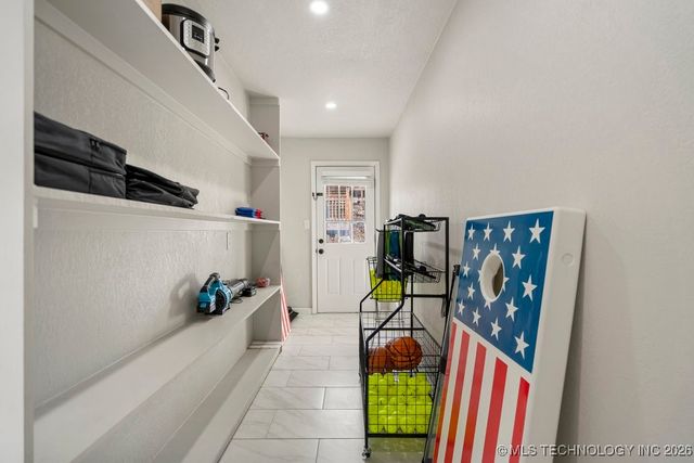 201 Oak Trail Road, Cleveland, OK 74020