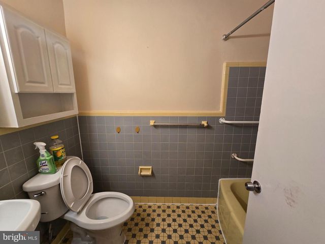 162 W CHELTENHAM AVE, Philadelphia, PA 19120