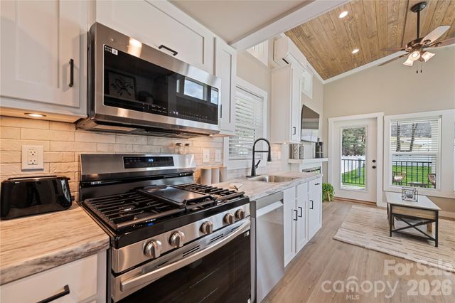 79 Getaway Lane 9, Maggie Valley, NC 28751
