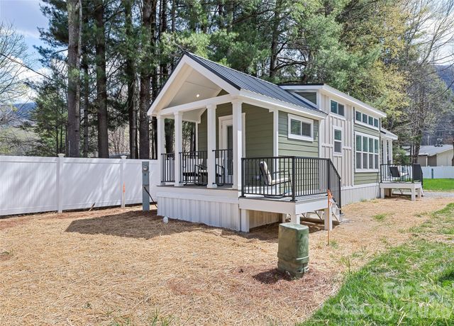 79 Getaway Lane 9, Maggie Valley, NC 28751