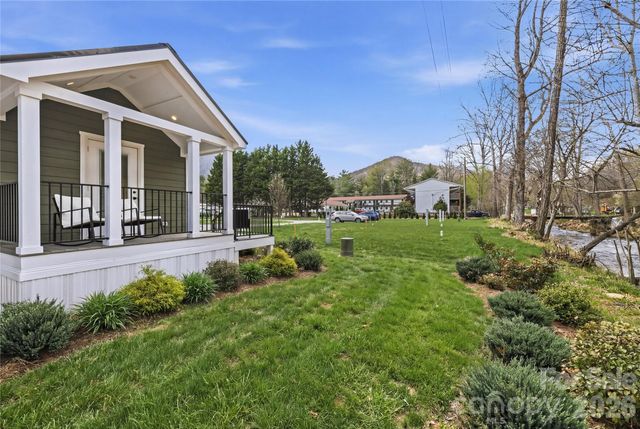 79 Getaway Lane 9, Maggie Valley, NC 28751