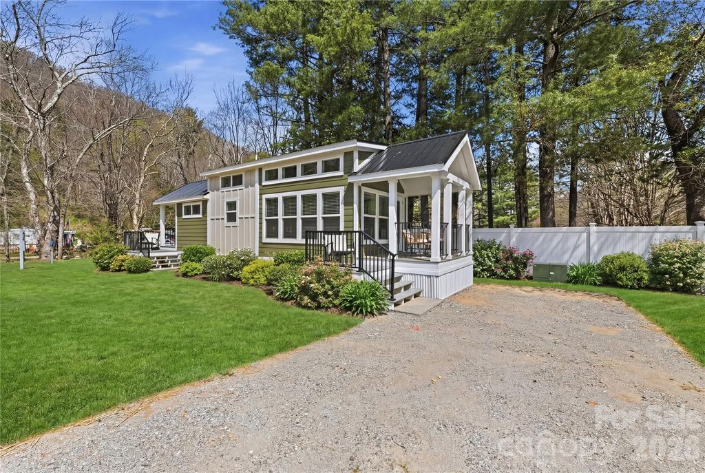 79 Getaway Lane 9, Maggie Valley, NC 28751