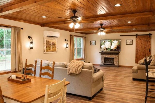 523 S River Drive S, Jackson, GA 30233
