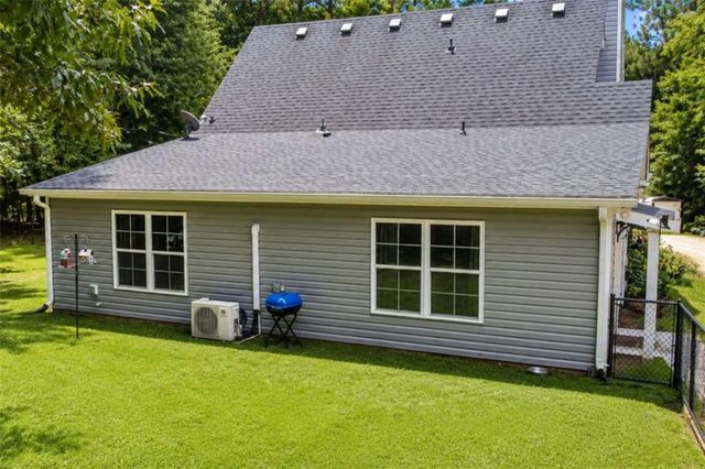 523 S River Drive S, Jackson, GA 30233