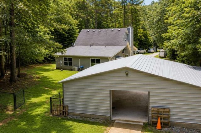 523 S River Drive S, Jackson, GA 30233