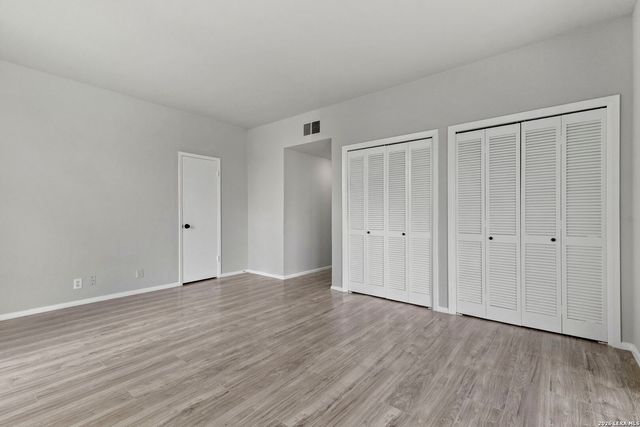 3678 Hidden Dr Apt 1503, San Antonio, TX 78217