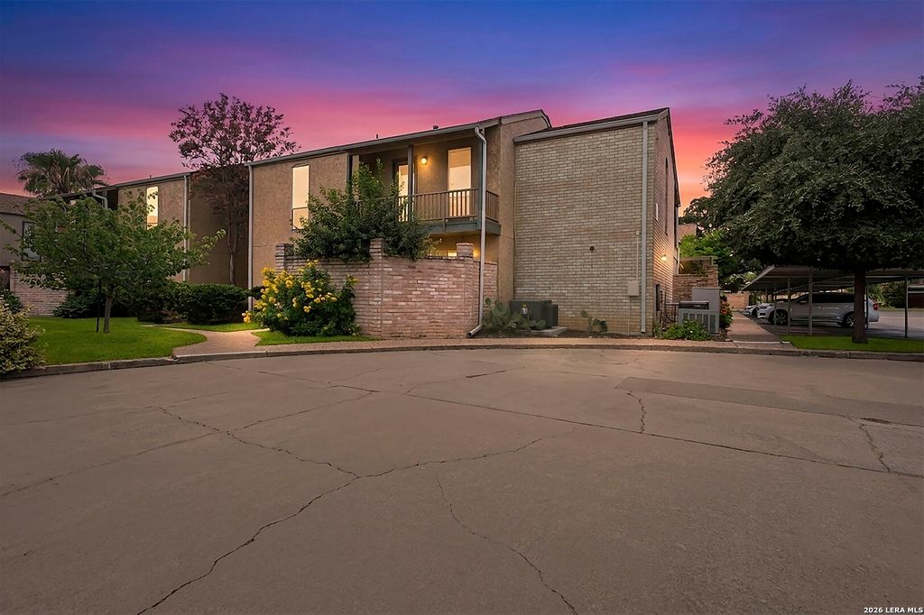 3678 Hidden Dr Apt 1503, San Antonio, TX 78217