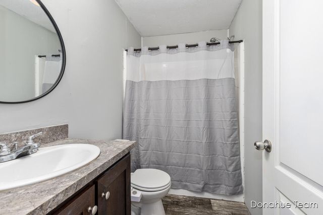 1800 W Main 50, Lowell, MI 49331