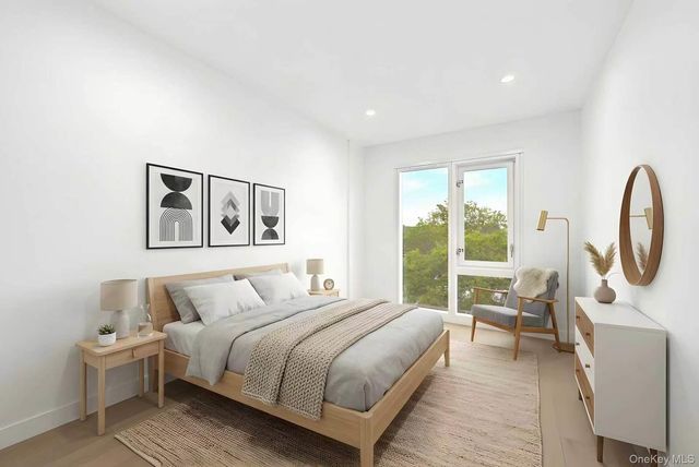 150-02 Northern Boulevard 3F, Flushing, NY 11354