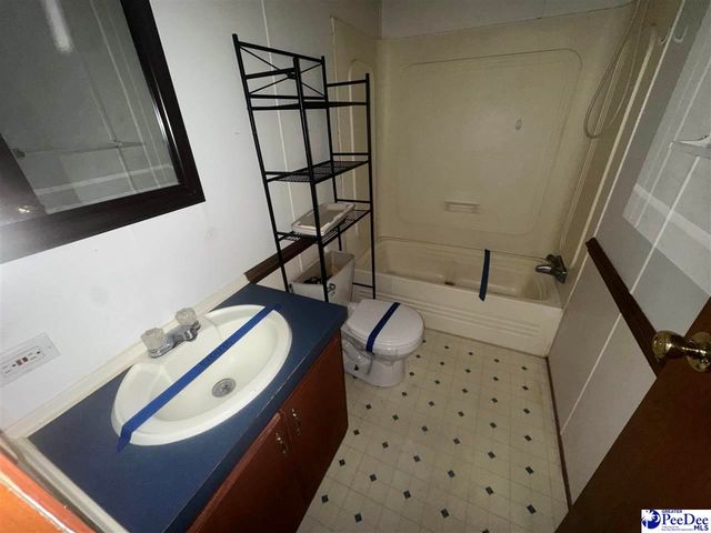 3915 Wentworth Rd, Marion, SC 29571