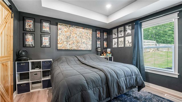 17 Carsaig Circle, Bella Vista, AR 72715