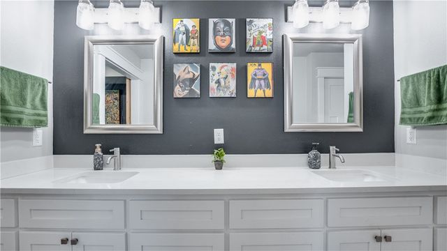 17 Carsaig Circle, Bella Vista, AR 72715