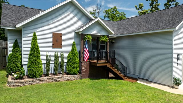 17 Carsaig Circle, Bella Vista, AR 72715