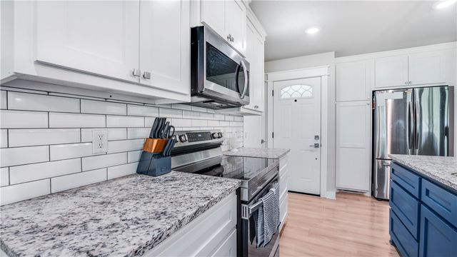 17 Carsaig Circle, Bella Vista, AR 72715