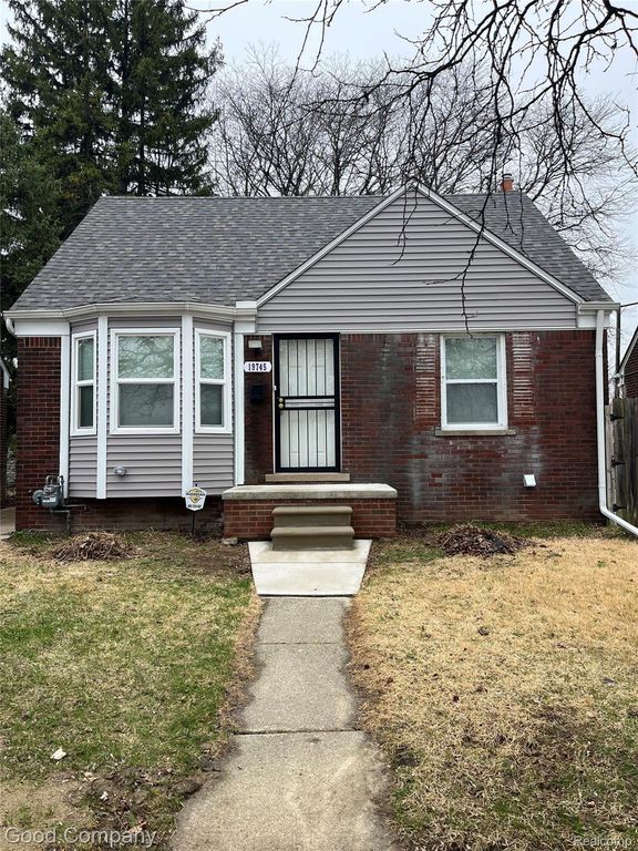 19745 Kelly Rd, Detroit, MI 48225