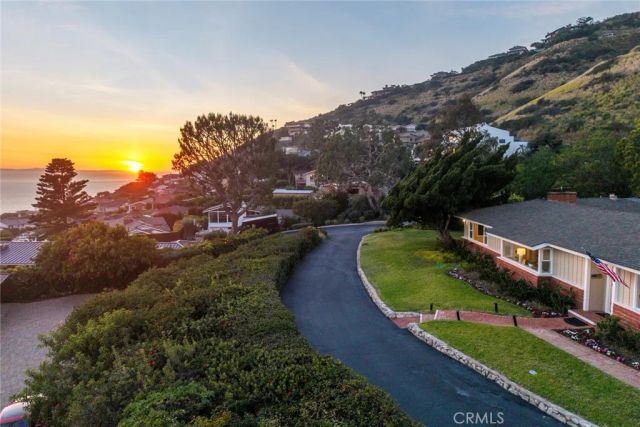 15 Vista Del Sol, Laguna Beach, CA 92651
