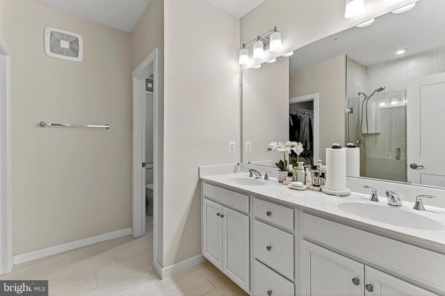 20328 NEWFOUNDLAND SQ, Ashburn, VA 20147