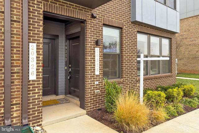 20328 NEWFOUNDLAND SQ, Ashburn, VA 20147