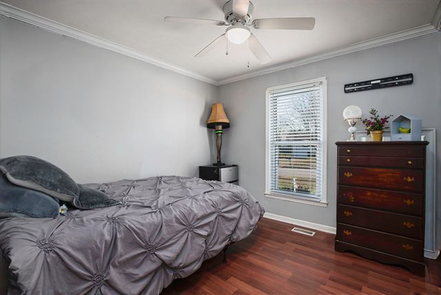 527 Sheffield Drive, Versailles, KY 40383