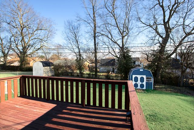 527 Sheffield Drive, Versailles, KY 40383