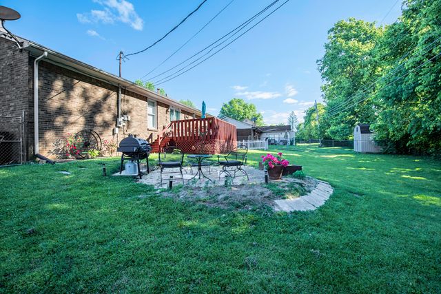 527 Sheffield Drive, Versailles, KY 40383