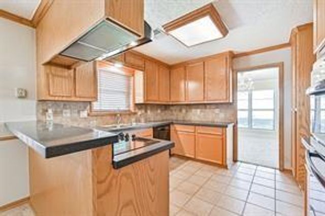 5106 Sleepy Creek Drive, Houston, TX 77017