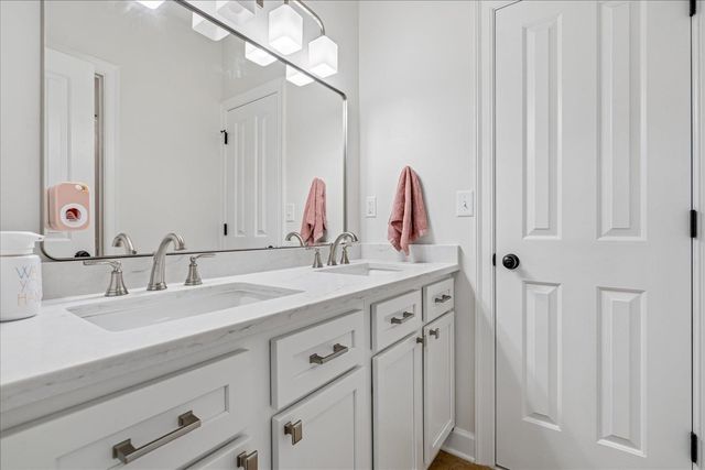 3195 N AVENEL CV, Memphis, TN 38125