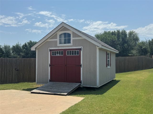 11921 N 168th East East Place N, Collinsville, OK 74021