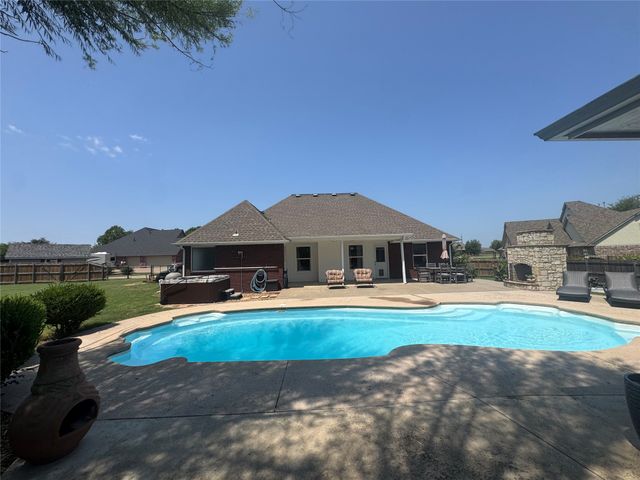 11921 N 168th East East Place N, Collinsville, OK 74021