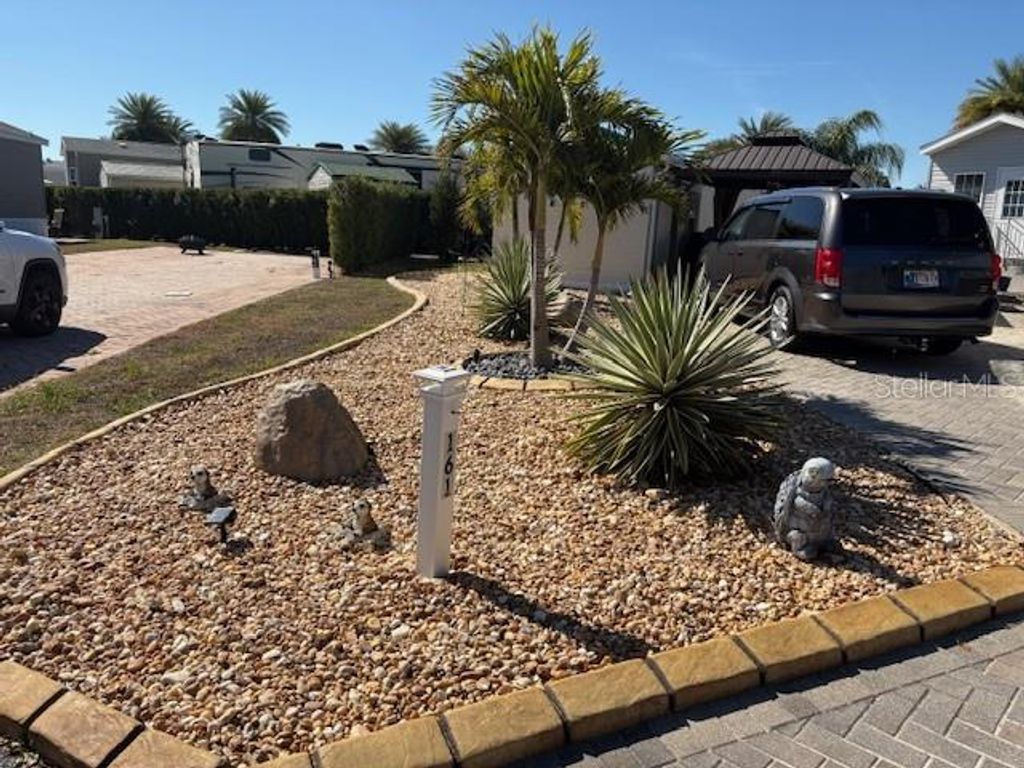 Image 3 of property listing at 2519 MAGNOLIA STREET 161, Clermont, FL 34714