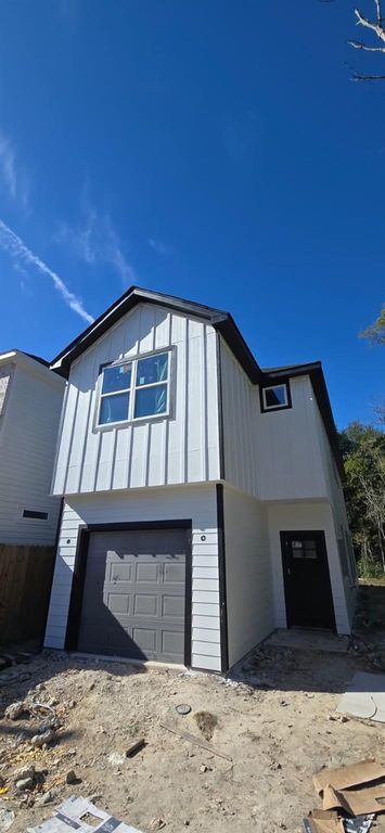 8141 Sunnyhill Street, Houston, TX 77088