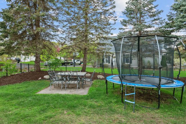 3380 Pioneer Place, Stillwater, MN 55082