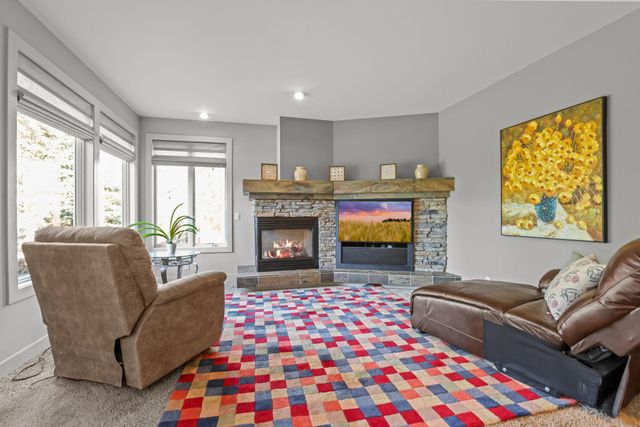 3380 Pioneer Place, Stillwater, MN 55082