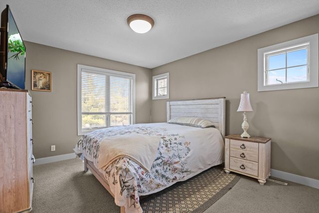 3380 Pioneer Place, Stillwater, MN 55082