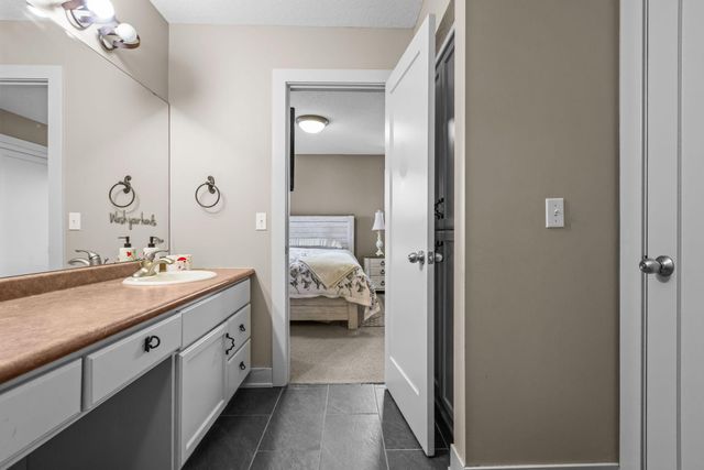 3380 Pioneer Place, Stillwater, MN 55082