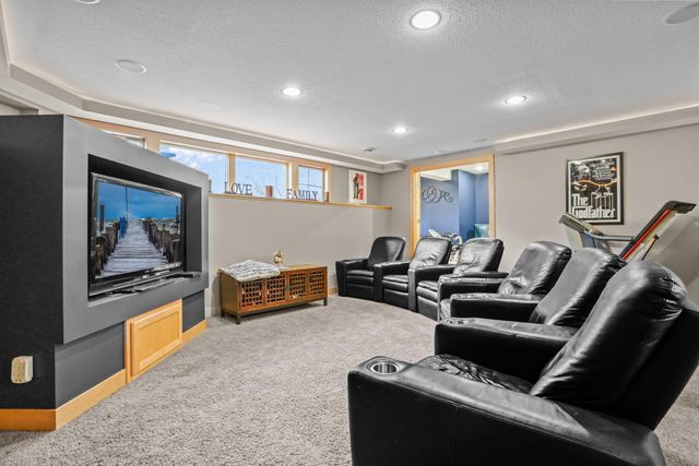 3380 Pioneer Place, Stillwater, MN 55082