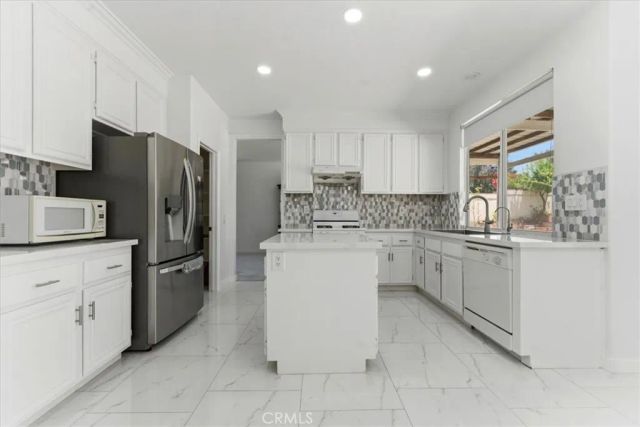 960 Riverview, Corona, CA 92881