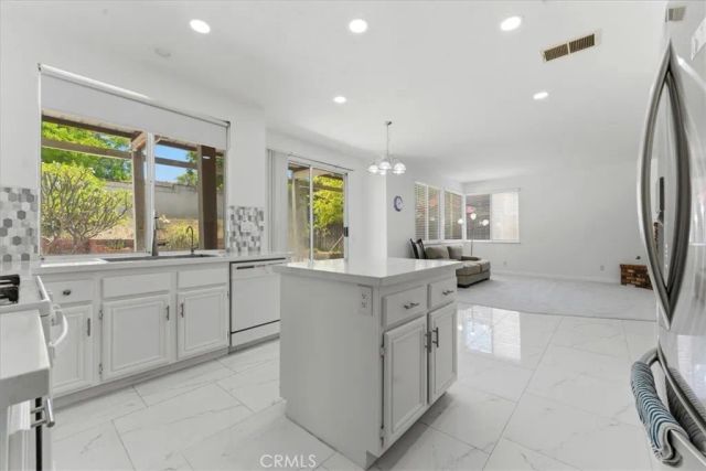 960 Riverview, Corona, CA 92881
